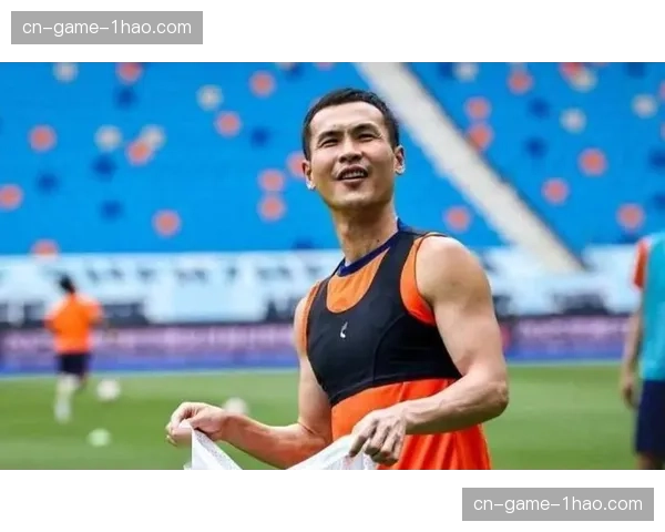 青岛海牛林创益精准传中 埃朱玛头槌破门却难救主